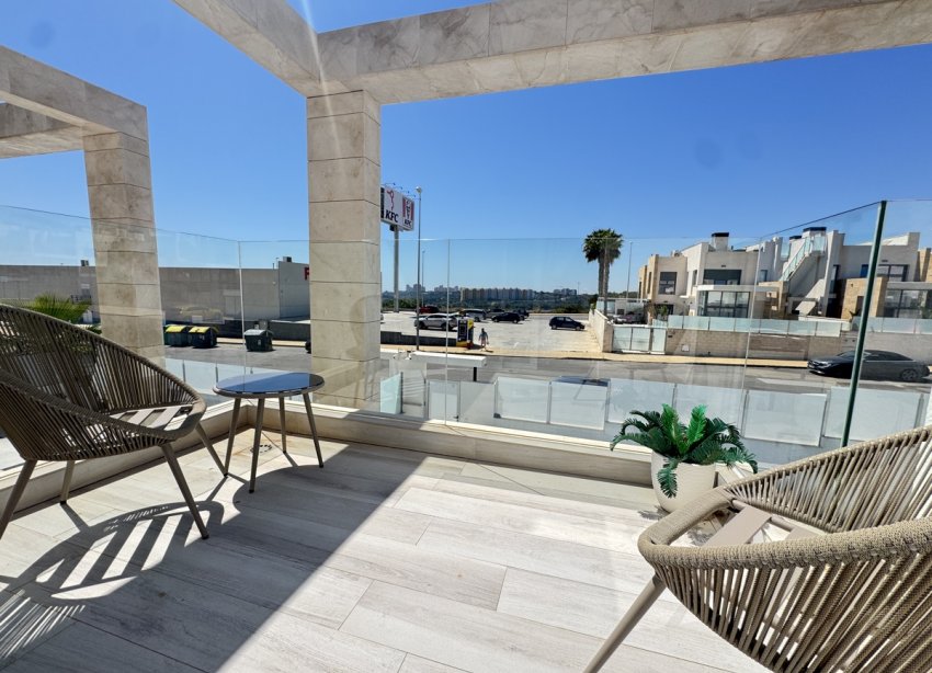 Resale - Villa - Orihuela Costa - Lomas de Cabo Roig