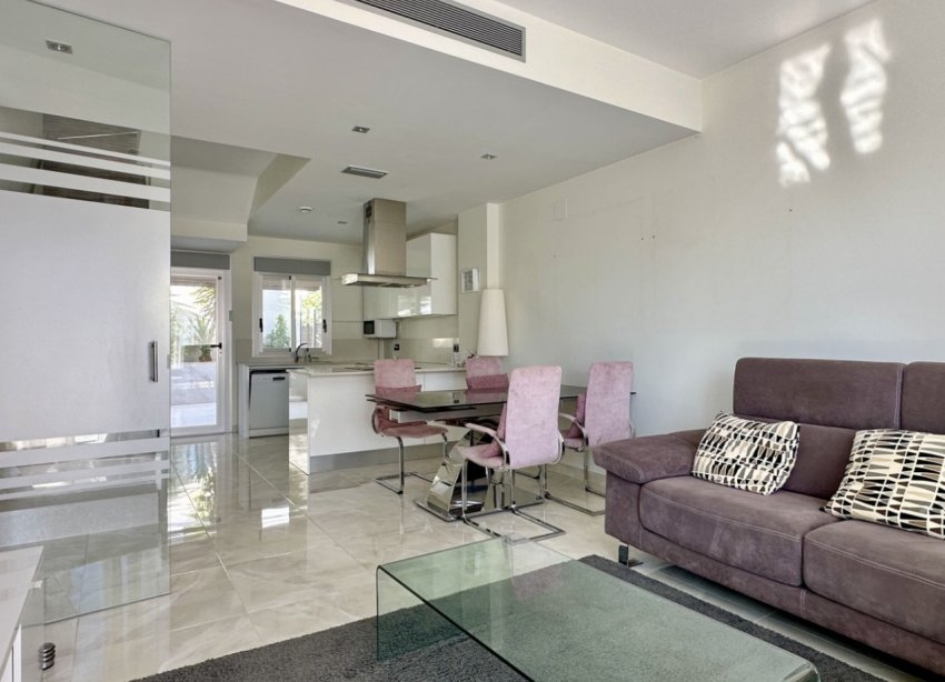 Resale - Villa - Orihuela Costa - Lomas de Cabo Roig