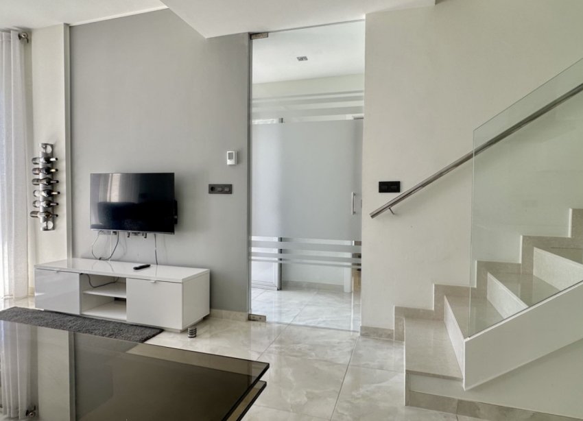 Resale - Villa - Orihuela Costa - Lomas de Cabo Roig