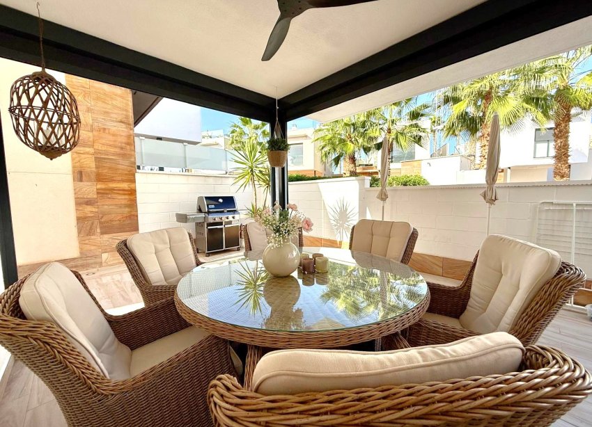 Resale - Villa - Orihuela Costa - Lomas De Cabo Roig