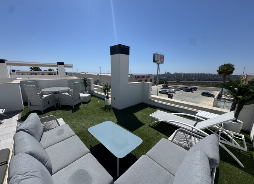 Resale - Villa - Orihuela Costa - Lomas de Cabo Roig