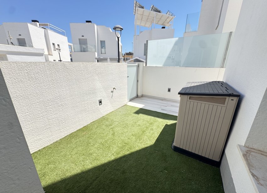 Resale - Villa - Orihuela Costa - Lomas de Cabo Roig