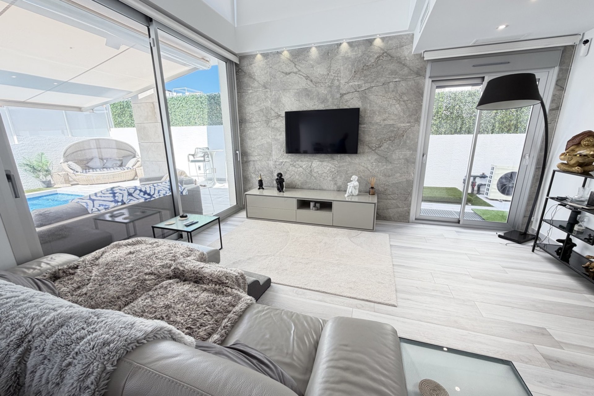Resale - Villa - Orihuela Costa - Lomas de Cabo Roig