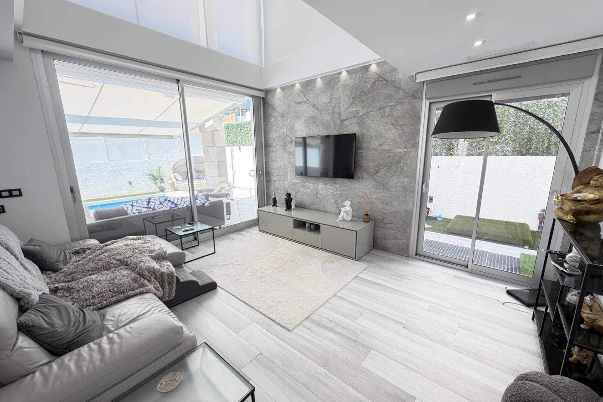 Resale - Villa - Orihuela Costa - Lomas de Cabo Roig