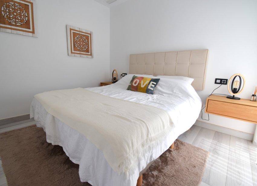 Resale - Villa - Orihuela Costa - Lomas de Cabo Roig