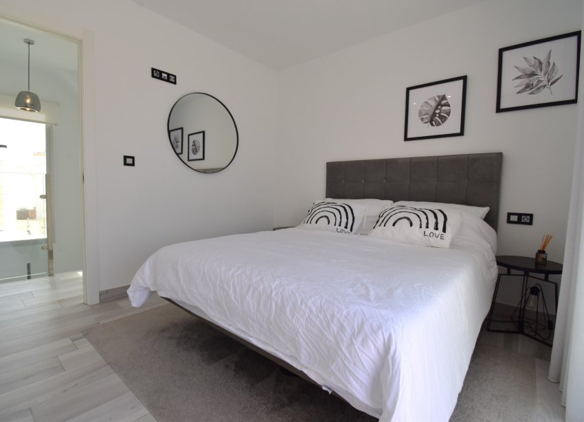 Resale - Villa - Orihuela Costa - Lomas de Cabo Roig