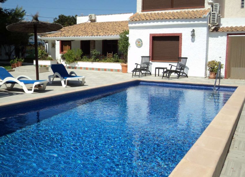 Resale - Villa - Orihuela Costa - Lomas De Cabo Roig