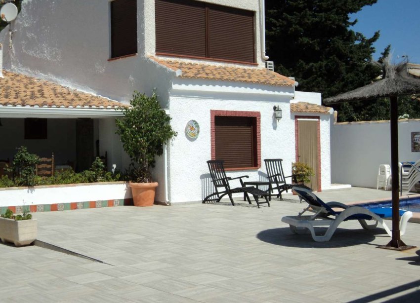 Resale - Villa - Orihuela Costa - Lomas De Cabo Roig