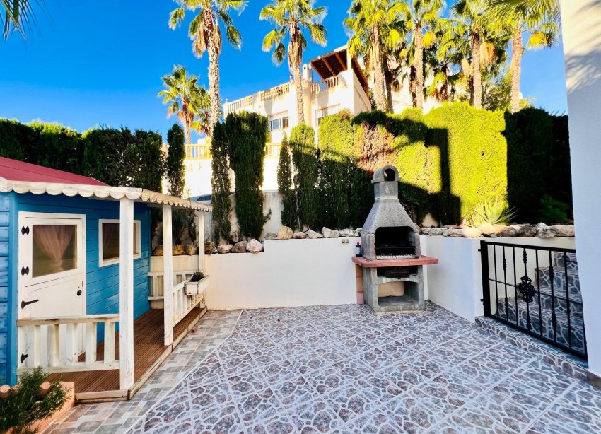 Resale - Villa - Orihuela Costa - Lomas de Campoamor-Las Ramblas