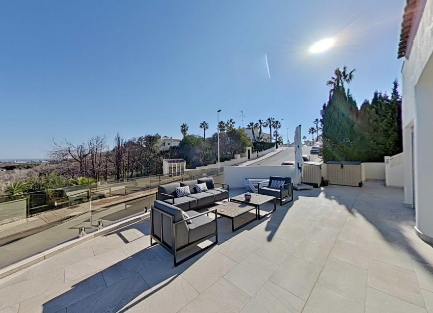 Resale - Villa - Orihuela Costa - Lomas de Campoamor-Las Ramblas