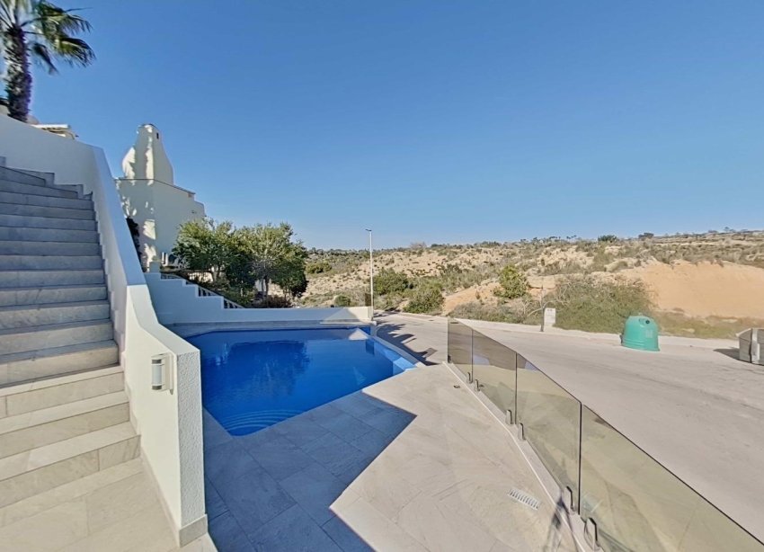 Resale - Villa - Orihuela Costa - Lomas de Campoamor-Las Ramblas