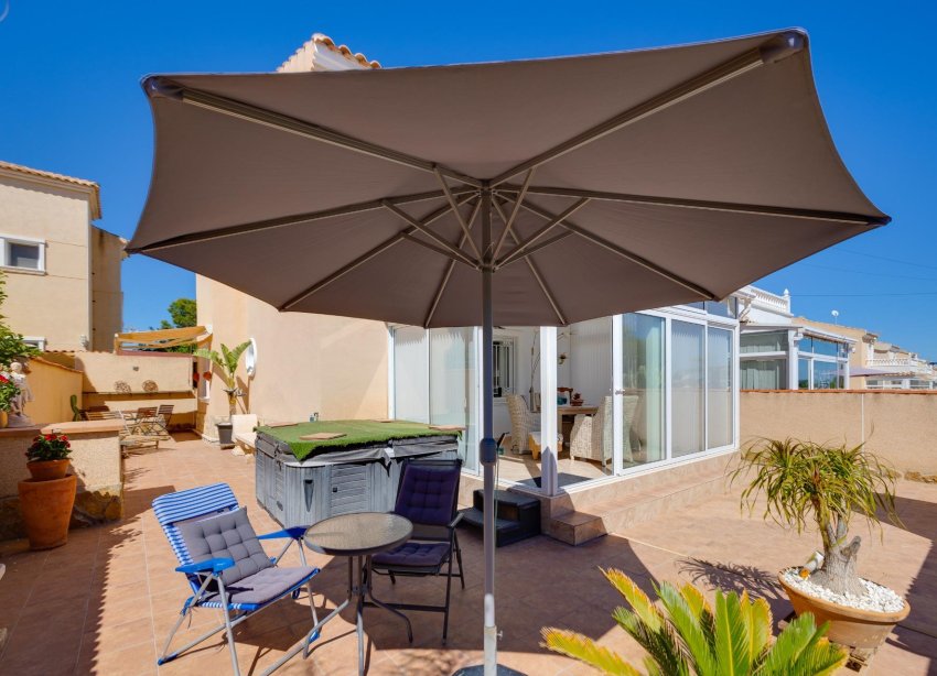 Resale - Villa - Orihuela Costa - Lomas de Don Juan