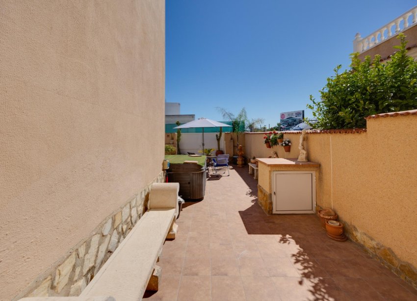 Resale - Villa - Orihuela Costa - Lomas de Don Juan