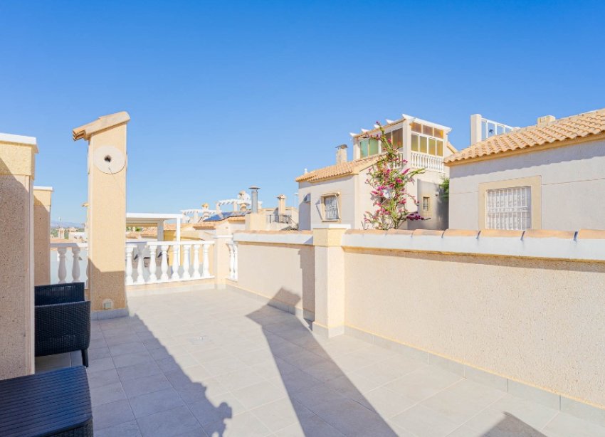 Resale - Villa - Orihuela Costa - Los Altos