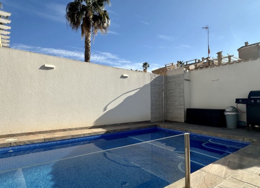 Resale - Villa - Orihuela Costa - Los Altos