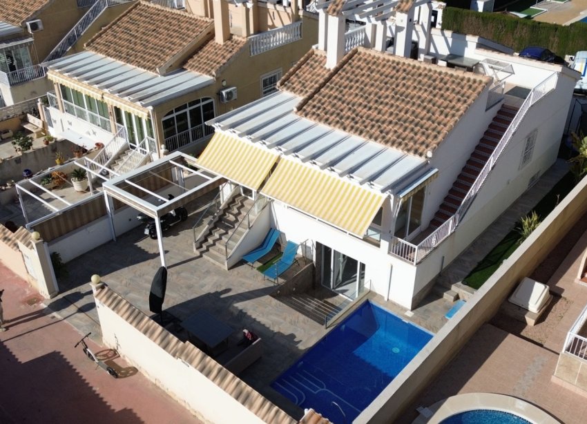 Resale - Villa - Orihuela Costa - Los Altos