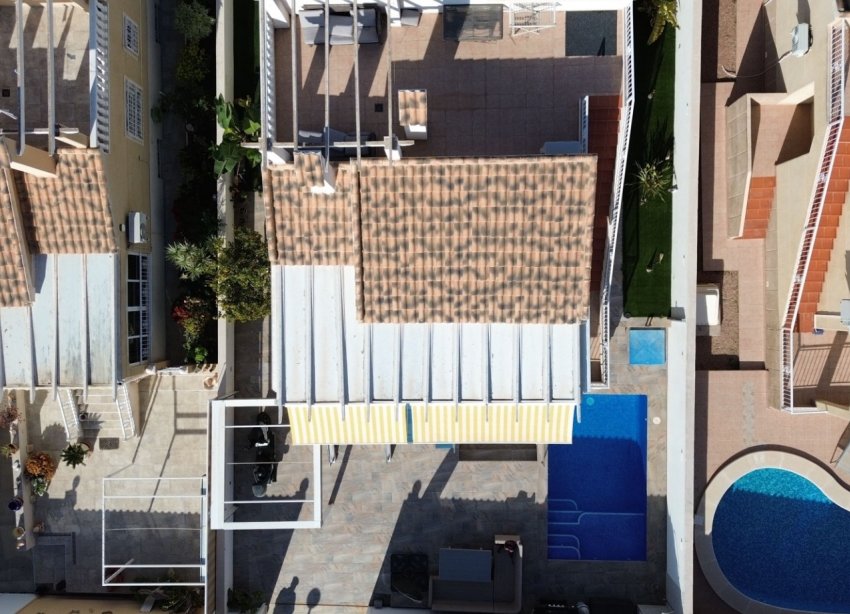 Resale - Villa - Orihuela Costa - Los Altos