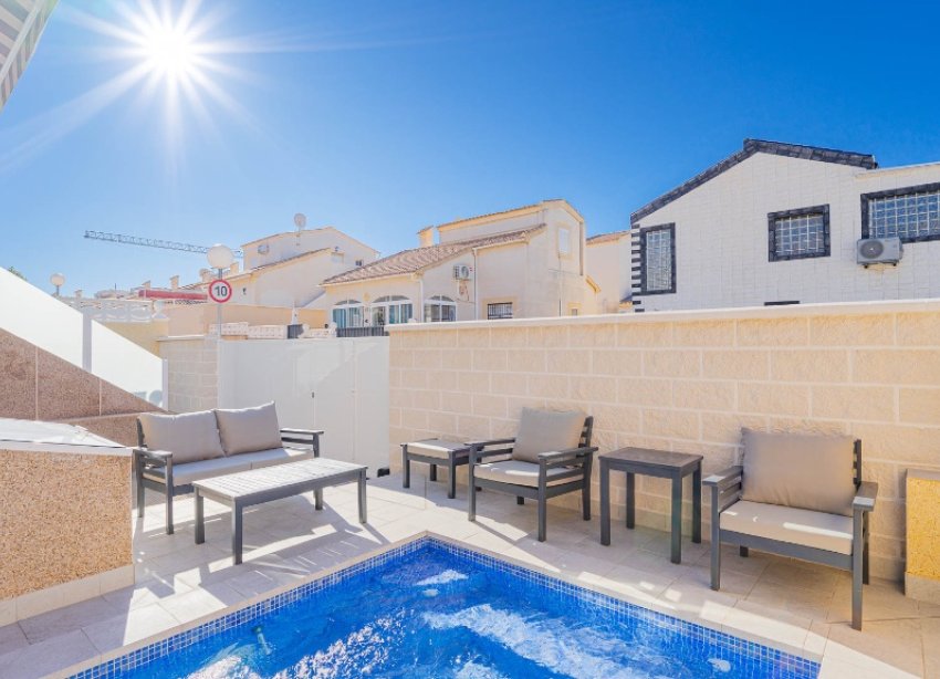 Resale - Villa - Orihuela-Costa - Los Altos