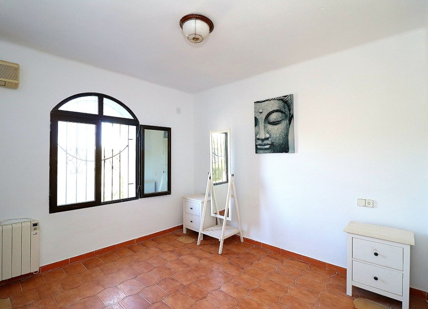 Resale - Villa - Orihuela Costa - Los Dolses