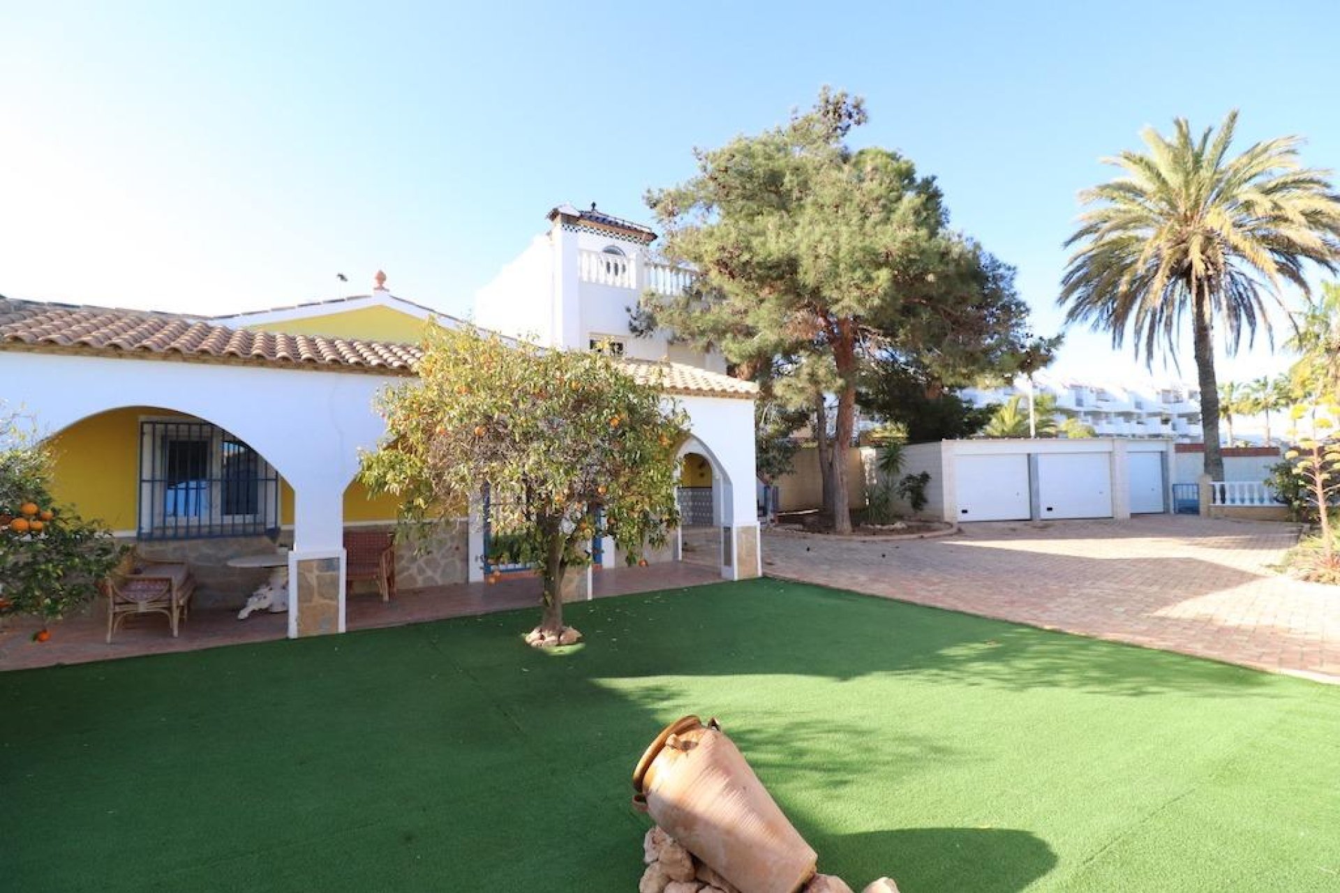 Resale - Villa - Orihuela Costa - Los Dolses