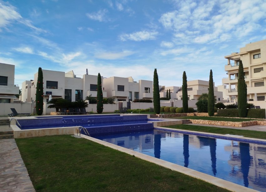 Resale - Villa - Orihuela Costa - Los Dolses