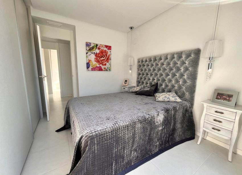 Resale - Villa - Orihuela Costa - Los Dolses