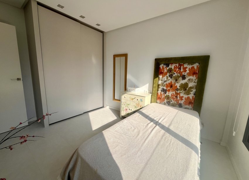 Resale - Villa - Orihuela Costa - Los Dolses