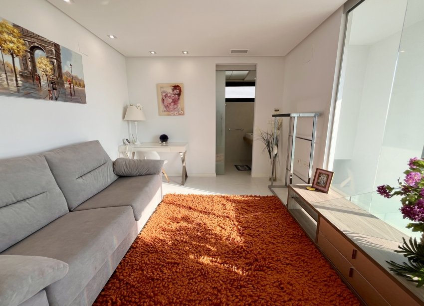 Resale - Villa - Orihuela Costa - Los Dolses