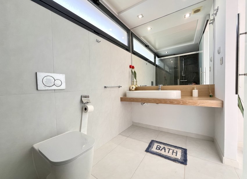 Resale - Villa - Orihuela Costa - Los Dolses