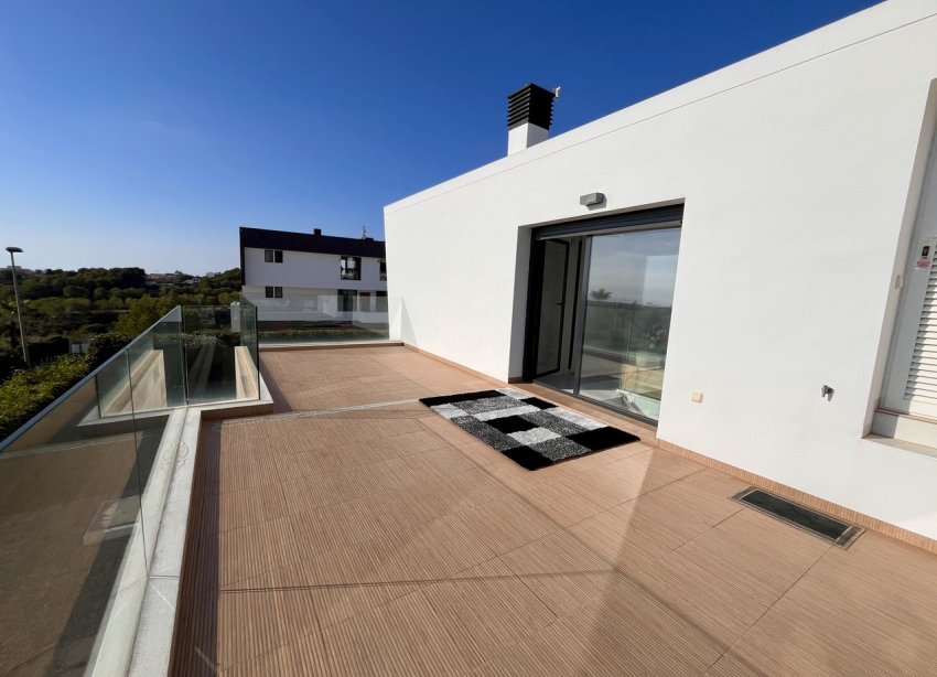 Resale - Villa - Orihuela Costa - Los Dolses