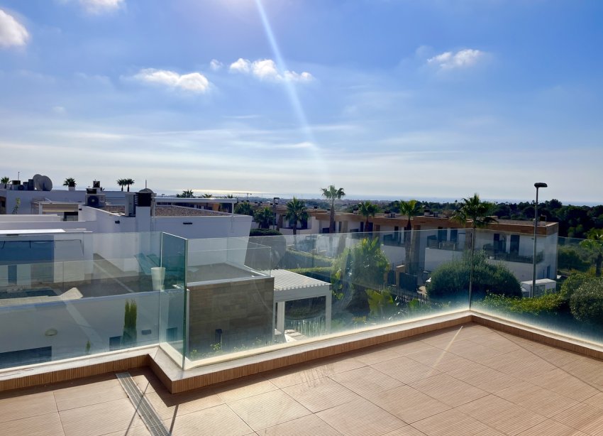 Resale - Villa - Orihuela Costa - Los Dolses