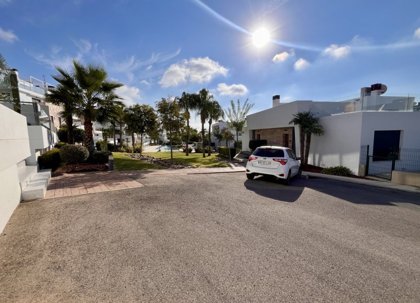 Resale - Villa - Orihuela Costa - Los Dolses