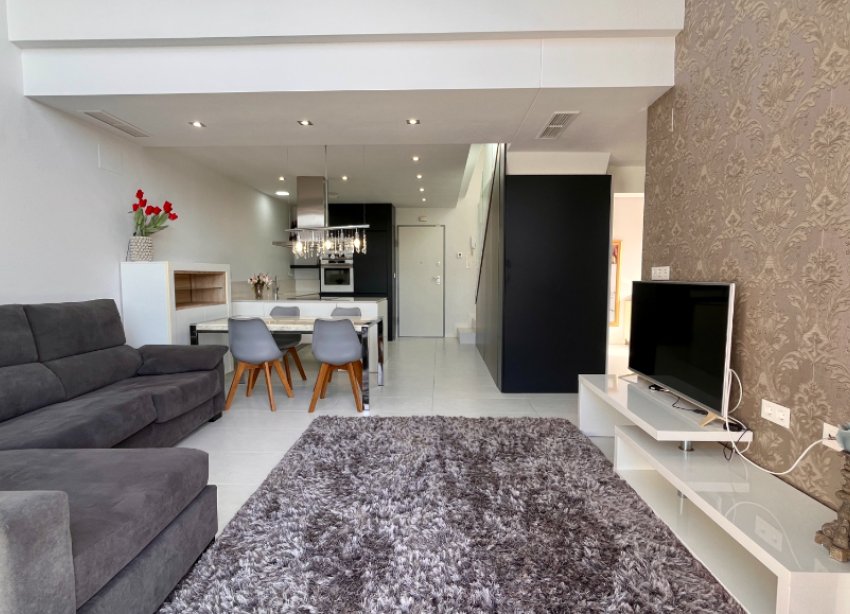 Resale - Villa - Orihuela Costa - Los Dolses