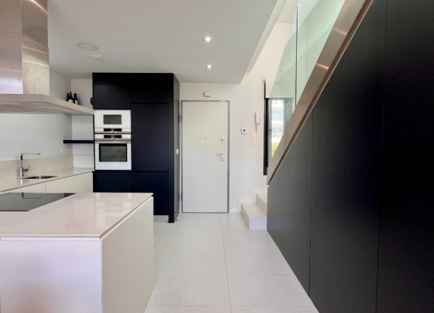 Resale - Villa - Orihuela Costa - Los Dolses