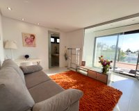 Resale - Villa - Orihuela Costa - Los Dolses