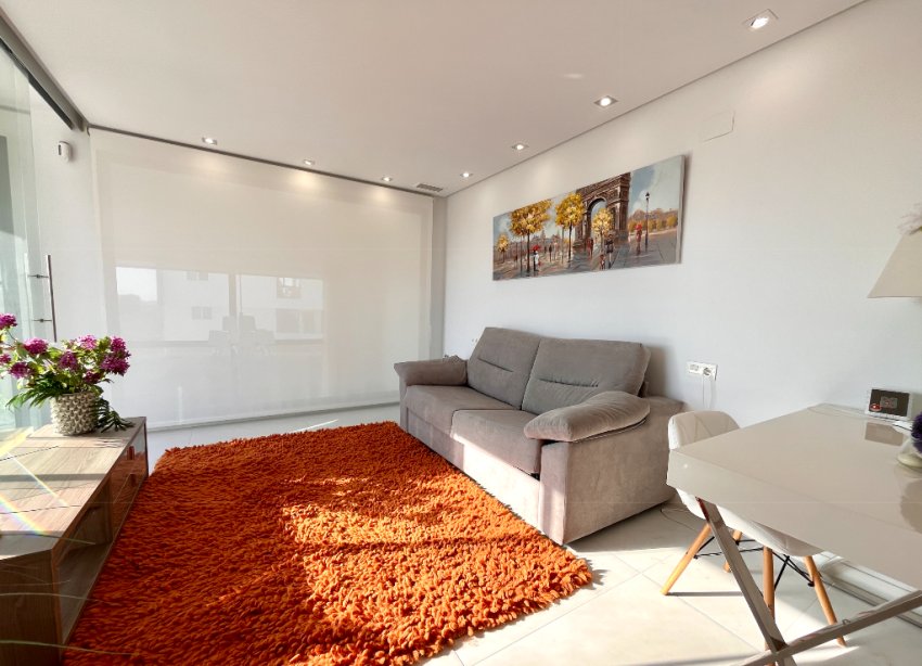 Resale - Villa - Orihuela Costa - Los Dolses