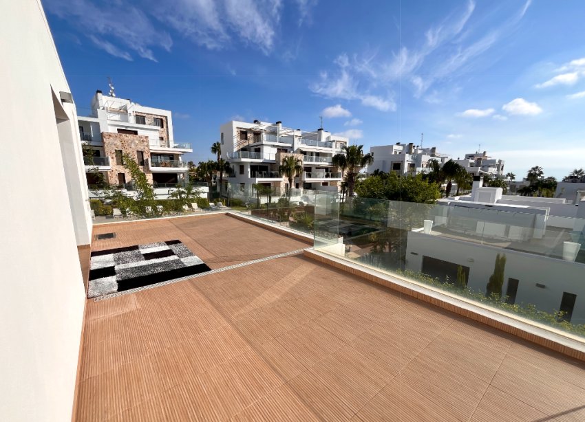Resale - Villa - Orihuela Costa - Los Dolses