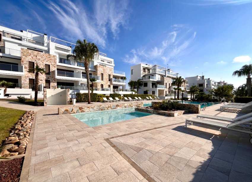 Resale - Villa - Orihuela Costa - Los Dolses