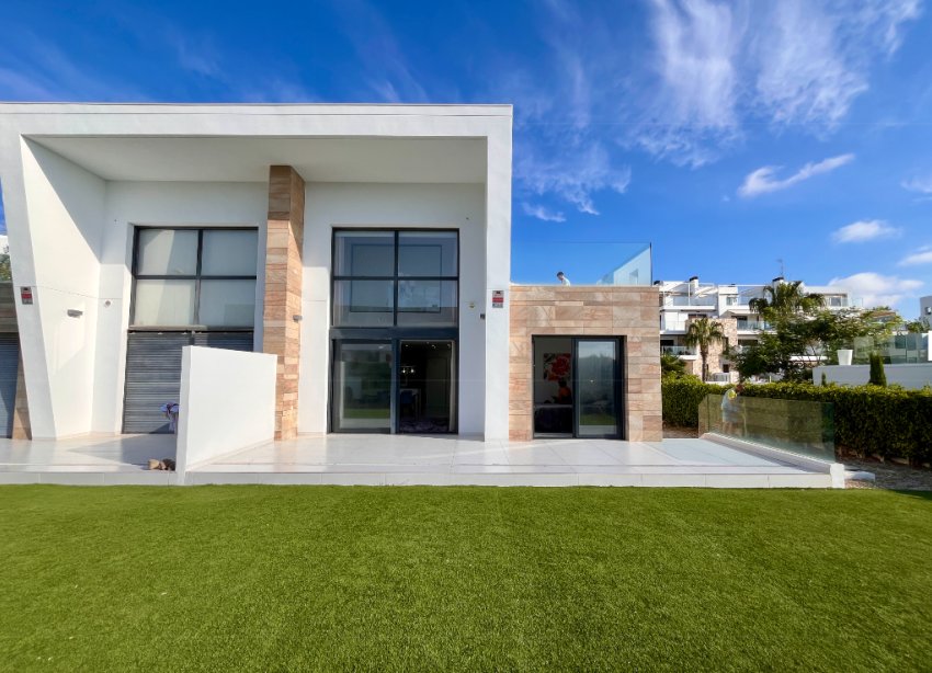 Resale - Villa - Orihuela Costa - Los Dolses