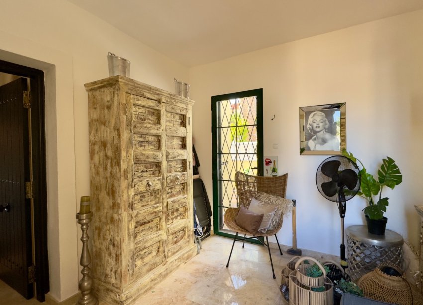 Resale - Villa * - Orihuela Costa - Los Dolses