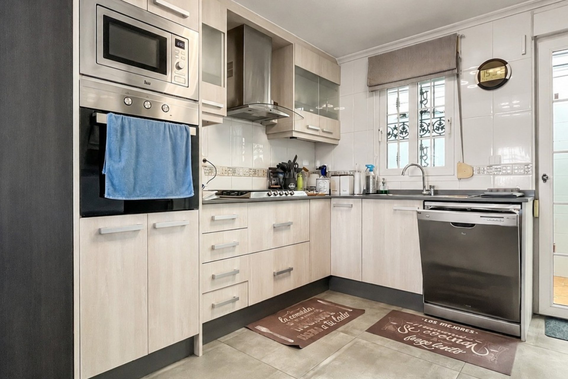 Resale - Villa - Orihuela Costa - Los Dolses