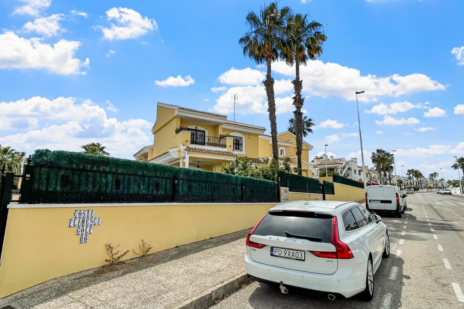Resale - Villa - Orihuela Costa - Los Dolses