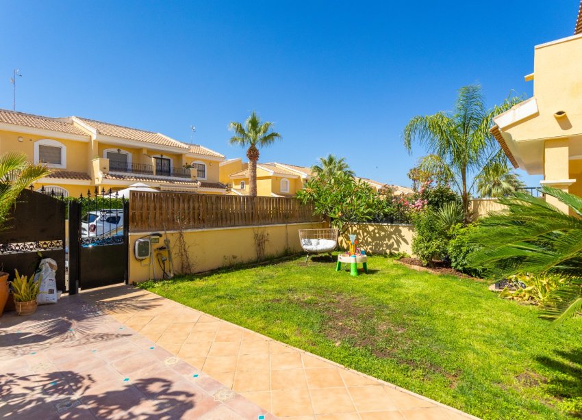 Resale - Villa - Orihuela Costa - Los Dolses