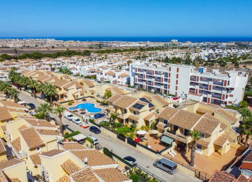 Resale - Villa - Orihuela Costa - Los Dolses