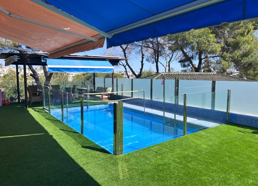 Resale - Villa - Orihuela Costa - Montezenia