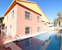 Resale - Villa - Orihuela Costa - MUY CERCA DE LA PLAYA