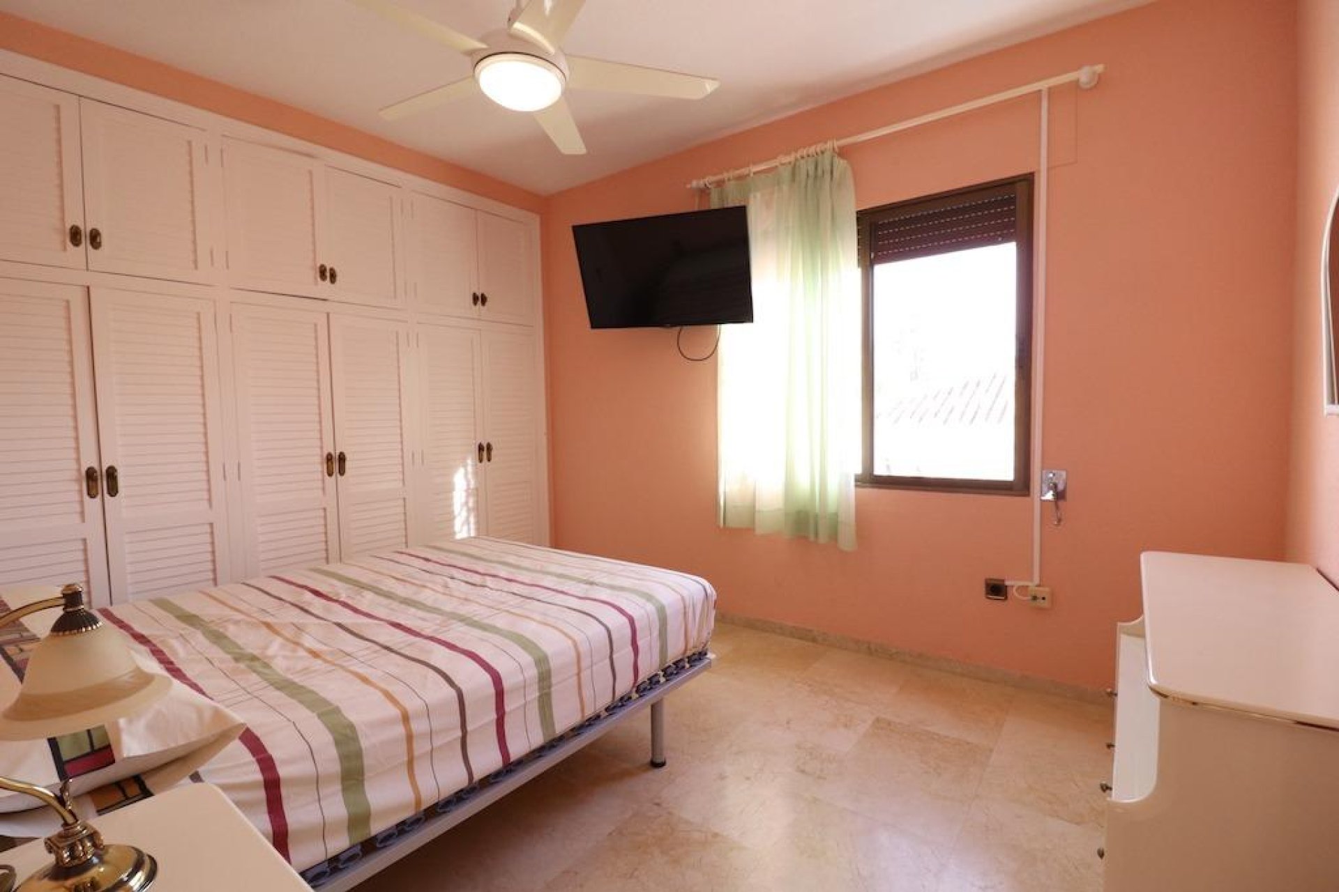 Resale - Villa - Orihuela Costa - MUY CERCA DE LA PLAYA