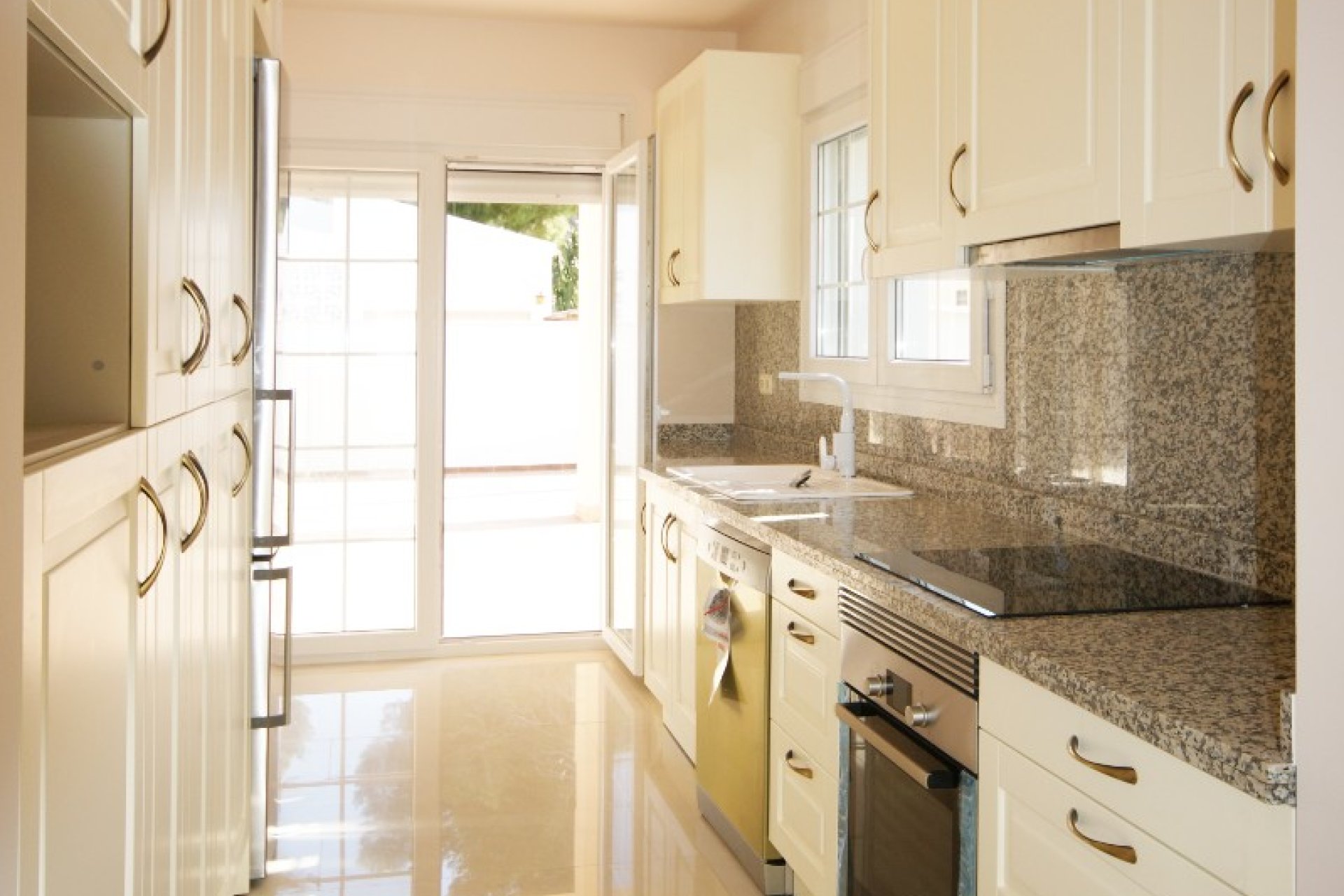 Resale - Villa - Orihuela Costa - MUY CERCA DE LA PLAYA