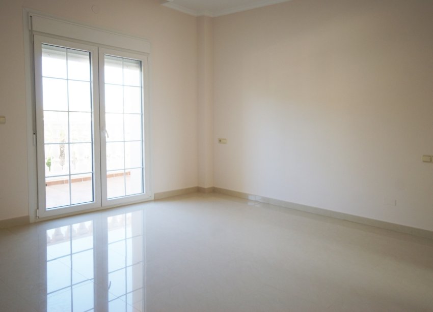 Resale - Villa - Orihuela Costa - MUY CERCA DE LA PLAYA