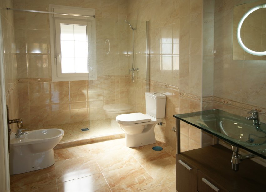 Resale - Villa - Orihuela Costa - MUY CERCA DE LA PLAYA